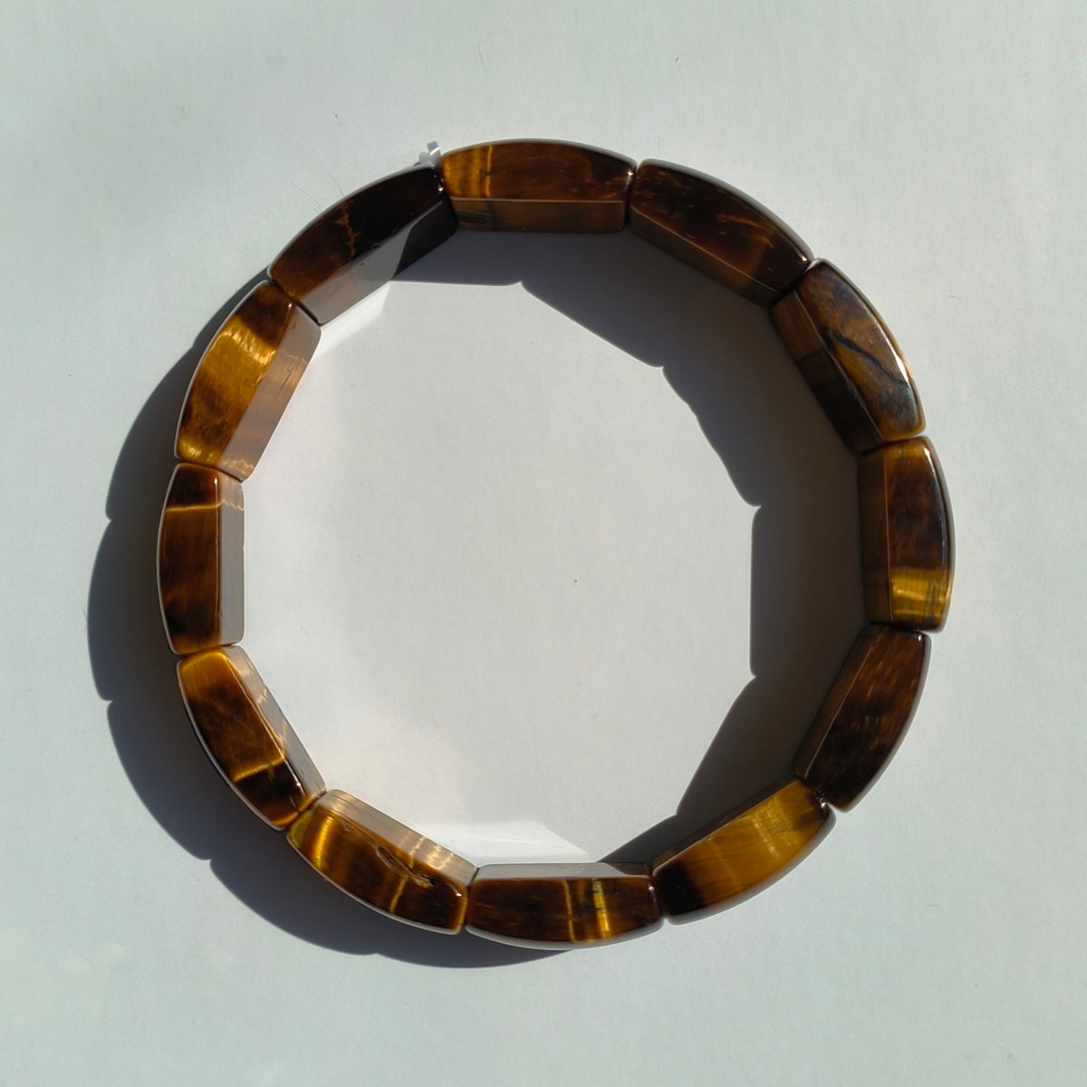 Bracelet en œil-de-tigre – maillons rectangulaires.