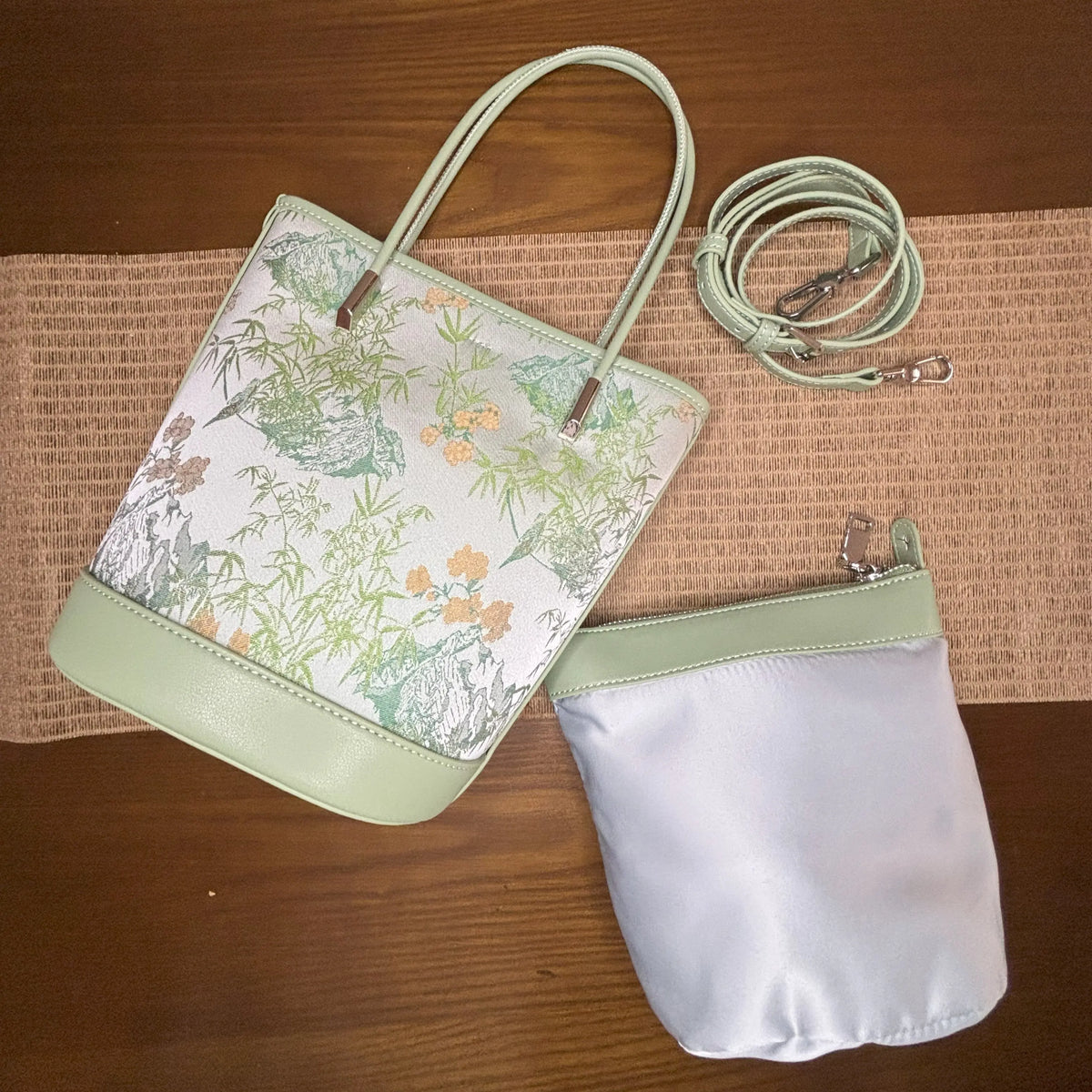 Sac godet en soie - L'Atelier Wen