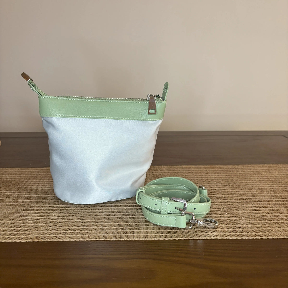 Sac godet en soie - L'Atelier Wen